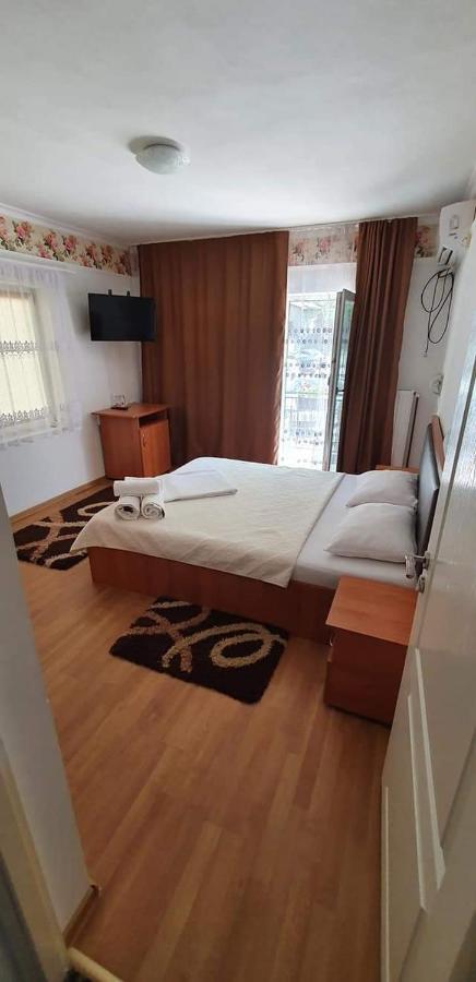 Apartamento Casa Mimi Băile Herculane Exterior foto